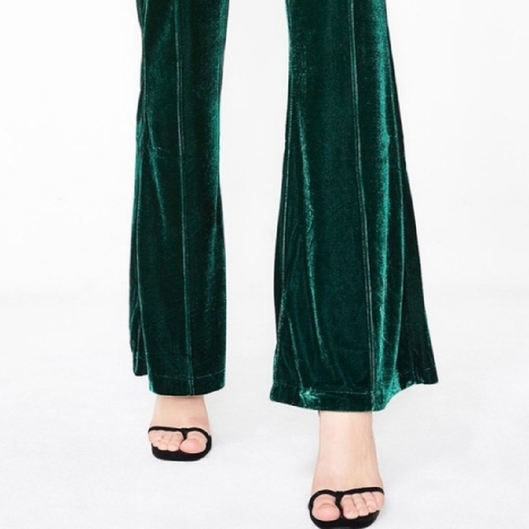 Green velvet bells - Picture 6 of 6